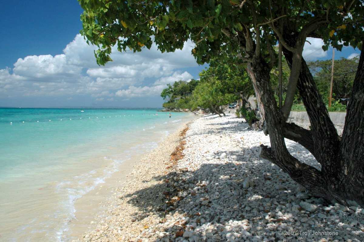 Bluefield Beach Park - Best beaches in Jamaica